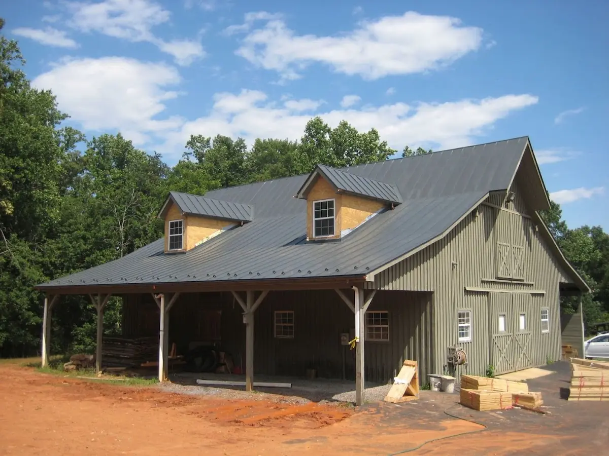 Expert Metal Roof Repair workmanship in Country Club Park